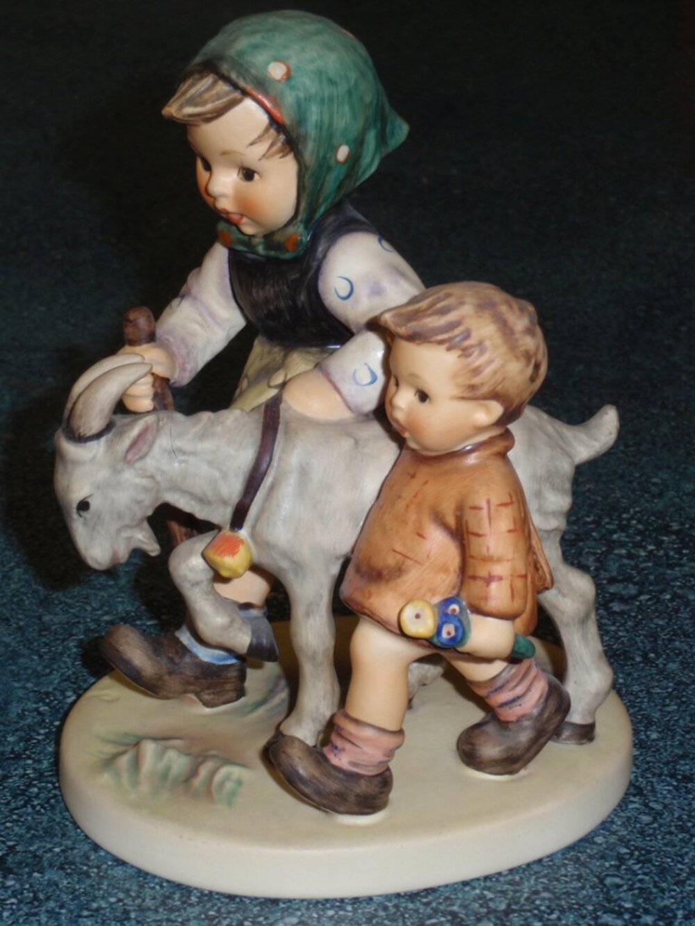 "Homeward Bound" Goebel Hummel Figurine #334 TMK5 Brother And Sister With Goat!